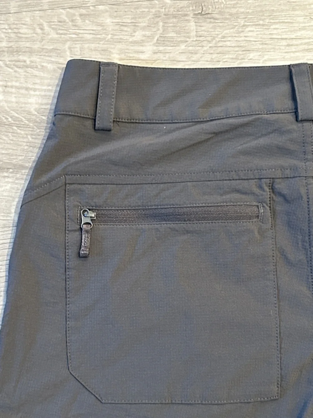 MOUNTAIN HARDWARE | Women’s Hiking Shorts